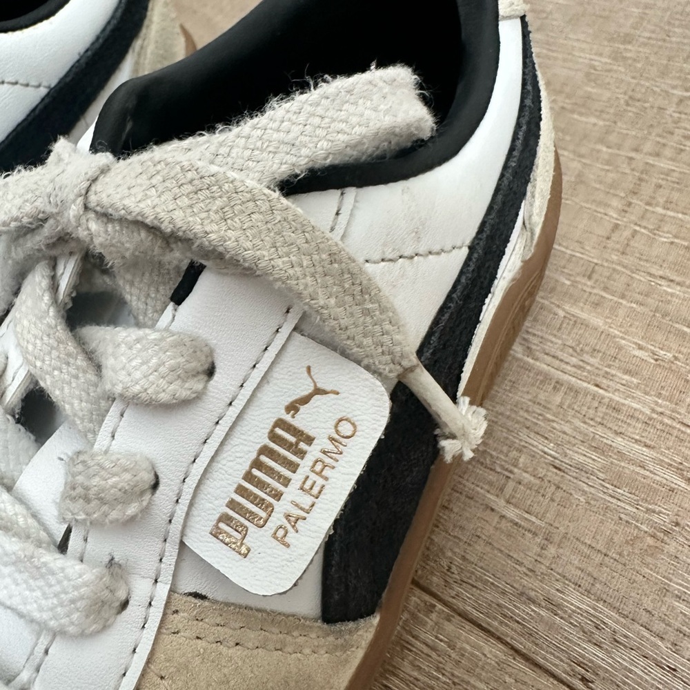 Puma Kids White and Beige Sneakers - Picture 4 of 7